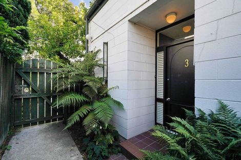 Photo of property in 3/12 Shrewsbury Street, Merivale, Christchurch, 8014