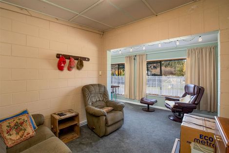 Photo of property in 30a Tamblyn Drive, Lake Roxburgh Village, Roxburgh, 9571