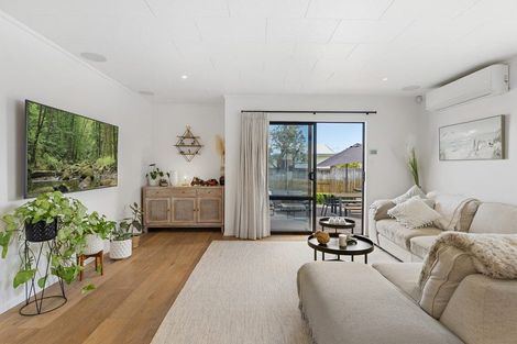 Photo of property in 19b Opal Drive, Papamoa Beach, Papamoa, 3118