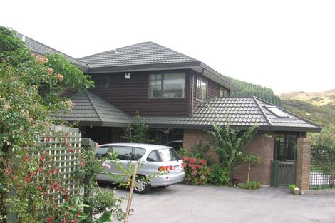 Photo of property in 16 Furlong Crescent, Churton Park, Wellington, 6037