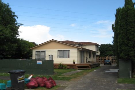 Photo of property in 40 Challen Close, Conifer Grove, Takanini, 2112