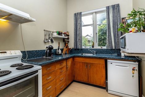 Photo of property in 120 East Street, Greytown, 5712