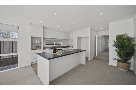 Photo of property in 154 Harewood Road, Papanui, Christchurch, 8053