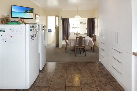 Photo of property in 31 Nash Parade, Foxton Beach, Foxton, 4815