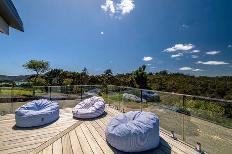 Photo of property in 77 Te Wahapu Road, Russell, 0272