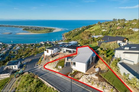 Photo of property in 16 Galilee Lane, Moncks Bay, Christchurch, 8081