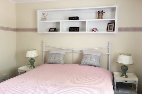 Photo of property in 3 Battenburg Place, Torbay, Auckland, 0630