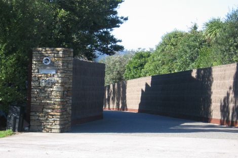 Photo of property in 86 Wiseley Road, West Harbour, Auckland, 0618