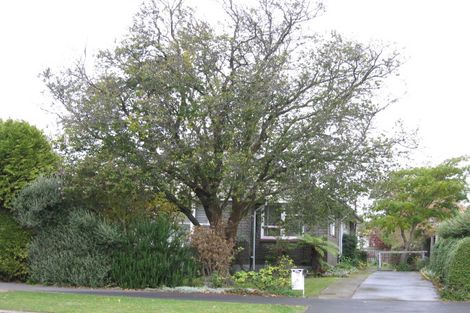 Photo of property in 12 Uxbridge Street, Northcote, Christchurch, 8052