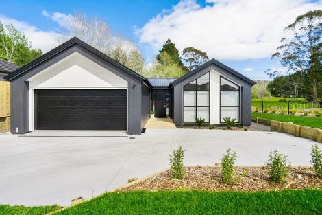Photo of property in 5 Lynette Place, Pauanui, 3579