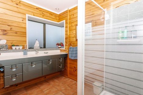 Photo of property in 24 Ruahine Street, Dannevirke, 4930