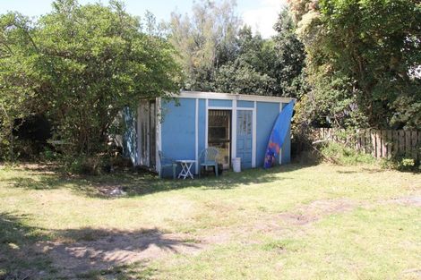 Photo of property in 82 Moana Street, Otaki Beach, Otaki, 5512