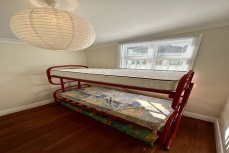 Photo of property in 163 Marine Parade, Seatoun, Wellington, 6022