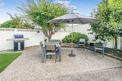 Photo of property in 51 Glen Lynne Avenue, Queenwood, Hamilton, 3210