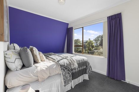 Photo of property in 85 Churton Drive, Churton Park, Wellington, 6037