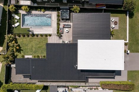 Photo of property in 15 Cassinia Close, Papamoa Beach, Papamoa, 3118