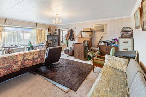 Photo of property in 12 Warwick Place, Springvale, Whanganui, 4501