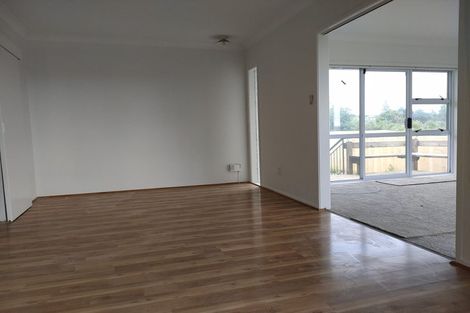 Photo of property in 80 Beechdale Crescent, Pakuranga Heights, Auckland, 2010