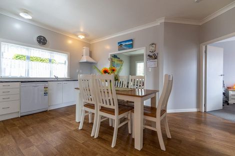 Photo of property in 5 Ensor Place, Tirau, 3410