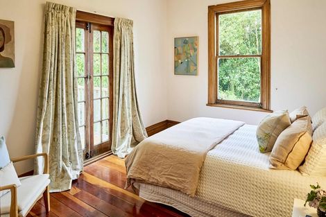 Photo of property in 122 Glenmore Street, Northland, Wellington, 6012