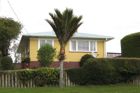Photo of property in 101 Omata Road, Marfell, New Plymouth, 4310