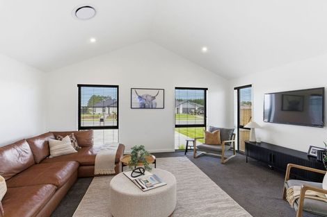 Photo of property in 94 Ridgeland Way, West Melton, 7618