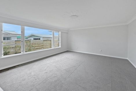 Photo of property in 12 Hart Street, Foxton Beach, Foxton, 4815