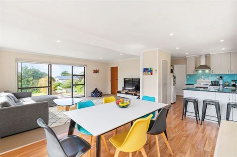 Photo of property in 19 Palmyra Way, Half Moon Bay, Auckland, 2012