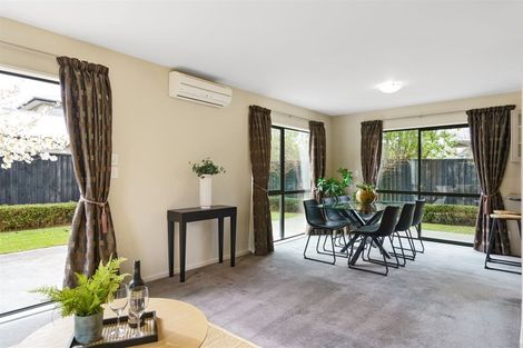 Photo of property in 41 Pentonville Close, Westmorland, Christchurch, 8025