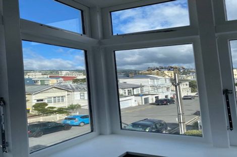 Photo of property in 11 Caroline Street, Mount Victoria, Wellington, 6011