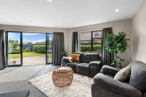 Photo of property in 75 Metehau Street, Marshland, Christchurch, 8083