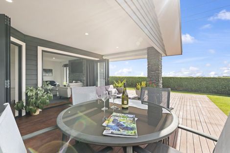 Photo of property in 25 Silicon Way, Fitzherbert, Palmerston North, 4410