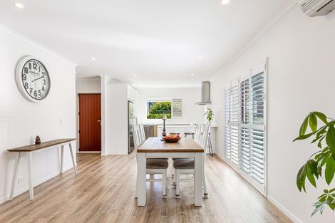 Photo of property in 7 Peihana Road, Hobsonville, Auckland, 0616