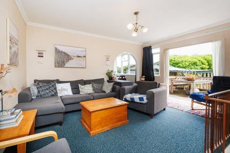 Photo of property in 3 Collins Crescent, Feilding, 4702