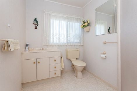 Photo of property in 1688 South Head Road, South Head, Helensville, 0874