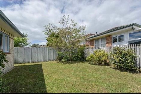 Photo of property in 710a Pakuranga Road, Howick, Auckland, 2010