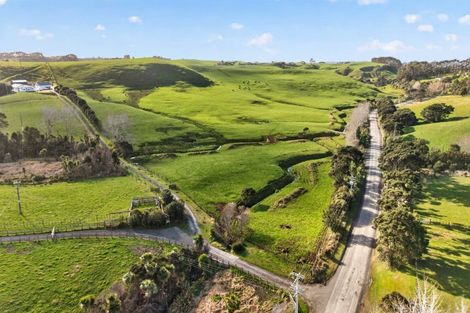 Photo of property in 55 Coster Road, Muriwai, 0881