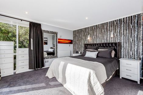 Photo of property in 6 Iona Place, Papakowhai, Porirua, 5024