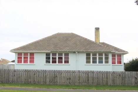 Photo of property in 103 Harper Street, Gonville, Whanganui, 4501