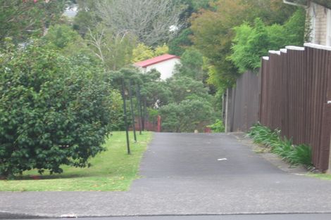 Photo of property in 2/27 Kaipatiki Road, Glenfield, Auckland, 0629
