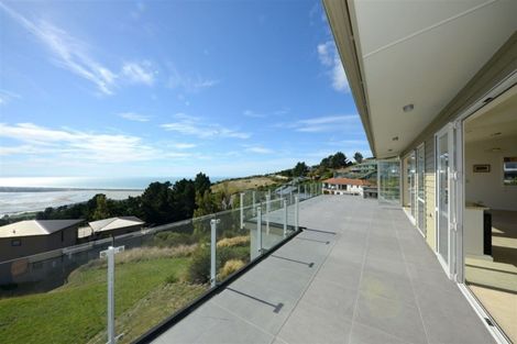 Photo of property in 4 Clearview Lane, Mount Pleasant, Christchurch, 8081