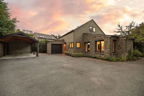 Photo of property in 100 Centennial Avenue, Arrowtown, 9302