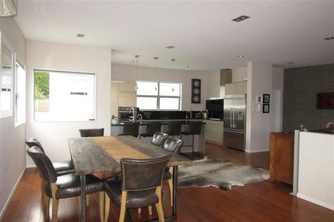 Photo of property in Wilk Heights, 2/8 Wilk Lane, Browns Bay, Auckland, 0630