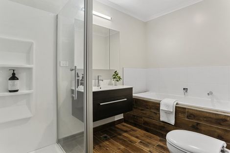 Photo of property in 10 Skylark Road, Hobsonville, Auckland, 0616