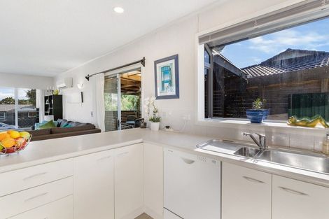 Photo of property in 3 Mack Place, Red Hill, Papakura, 2110