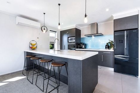 Photo of property in 26 Fernbrook Drive, Hurworth, New Plymouth, 4310