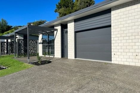 Photo of property in 15 Manuka Place, Hawera, 4610