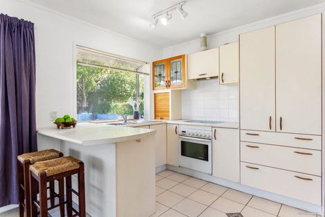 Photo of property in 1/7 Flaxdale Street, Birkdale, Auckland, 0626