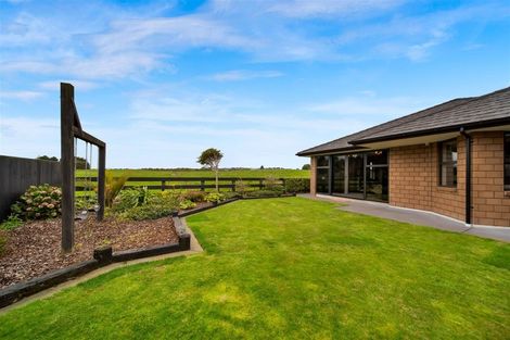 Photo of property in 15 Wentworth Lane, Waiwhakaiho, New Plymouth, 4312