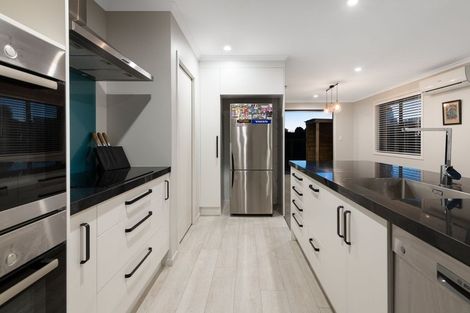 Photo of property in 54 Puhirake Crescent, Pyes Pa, Tauranga, 3112